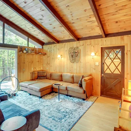 Rustic Cabin Near Ski Resorts In West Dover!
